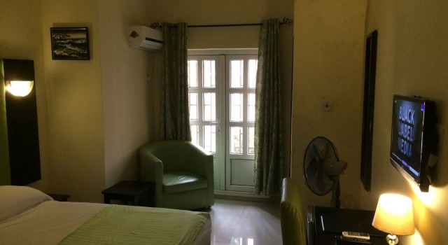 Fort Ross Hotel, Book Hotel Ikeja 