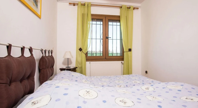 Holiday House With Private Pool for 4 People in Sant Pere Pescador, Забронировать Отель Отели Сан-Пере-Пескадор с парковкой, Парковка
