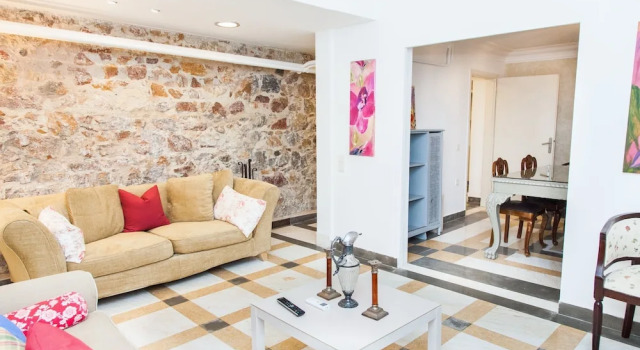 Апартаменты Chic Charming Central Athens Apt.