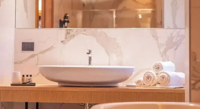 Двухместный номер Standard с балконом и с видом на сад Hotel Rosa delle Alpi
