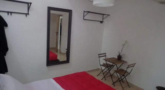 Ostello Le Tre Corone, Rezervați Hostel Hoteluri în Calendasco cu parcare, Parcare