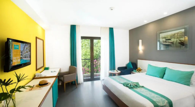 Номер Deluxe с видом на город ÊMM Hotel Hoi An