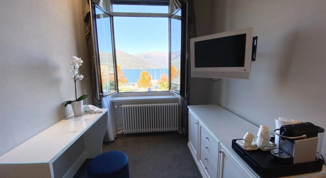 Двухместный номер Standard с видом на озеро Camin Hotel Luino