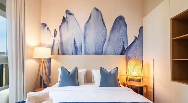 LUX The La Mer Luxury Burj View Suite 3