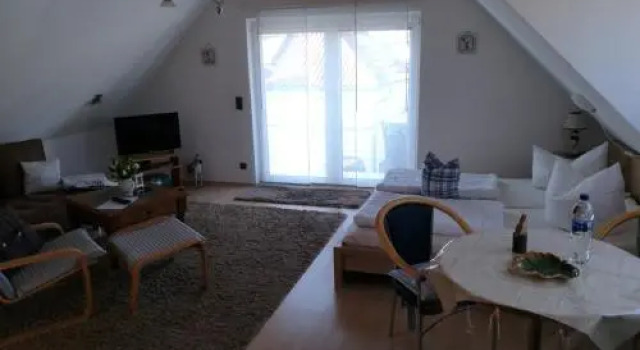 Galerie am Hafen, Забронировать Отель Отели Цингст 3 звезды, рядом с Zingst Pier, 3*