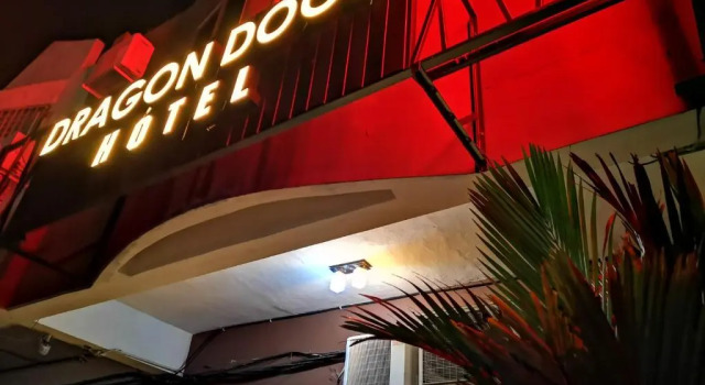 Dragon Door Hotel, Book Hotel Sitiawan Perak