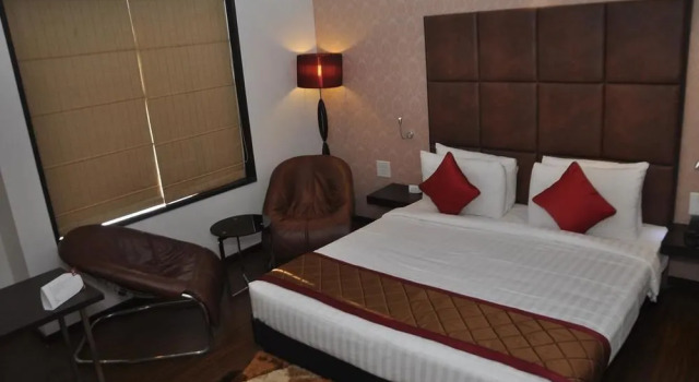 Hotel Lxia, Забронировать Отель Отели штата Махараштры 3 звезды, 3*