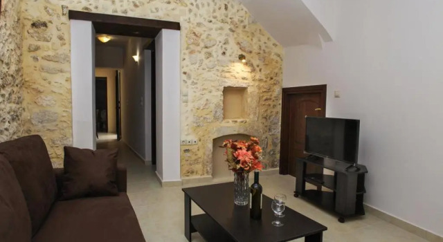 Argyro House II