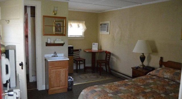 Kennebunk Gallery Motel and Cottages, Rezerwuj Motel Hotele w New England z basenem, Basen