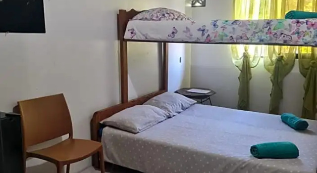 Кровать в общем номере Lala Panzi Bed and Breakfast