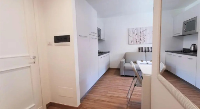 Hostdomus - Smart Tech Apartment