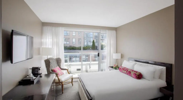 Двухместный номер Standard OPUS Vancouver