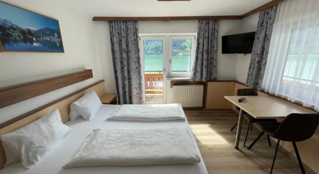 Семейный номер Standard с видом на озеро Hotel-Garni Seestrand