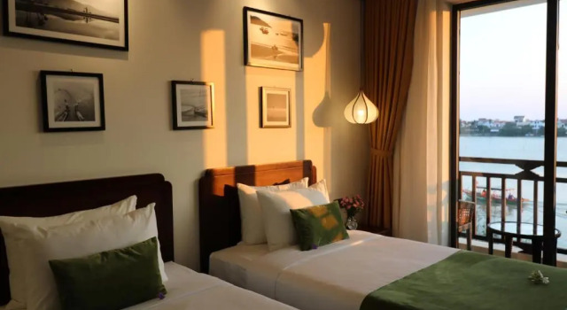 Семейный номер Deluxe с балконом и с видом на реку Roxana River Villa