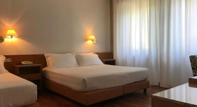 Трёхместный номер Comfort с балконом Hotel Miramare