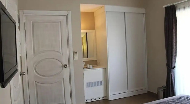 Трёхместный номер Standard с балконом Ida Hotel