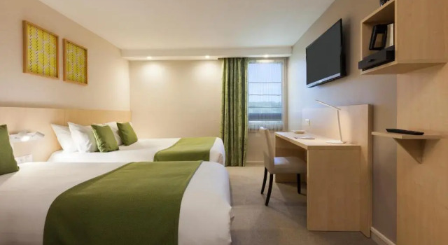 Трёхместный номер Comfort The Originals City, Hôtel Limoges Sud Feytiat