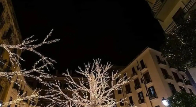 Oasi Al Centro con Parcheggio, Book Bed and Breakfast Hoteller i Salerno med parkering, Parkering