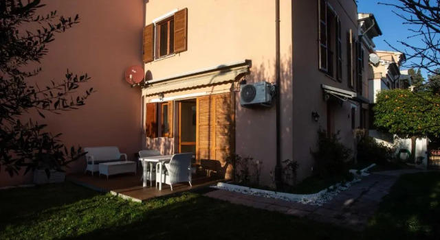 N172 - Numana, Meraviglioso Trilocale Con Giardino, Rezervovat Hotel Sirolo 