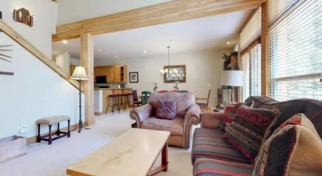 Keystone Ski Tip Town Homes 3 Bedroom Town House, Private Garage on Shuttle Route