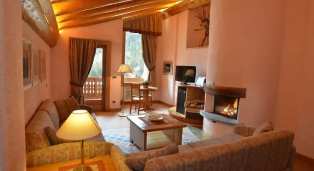 Люкс с балконом Eco Wellness Hotel Notre Maison