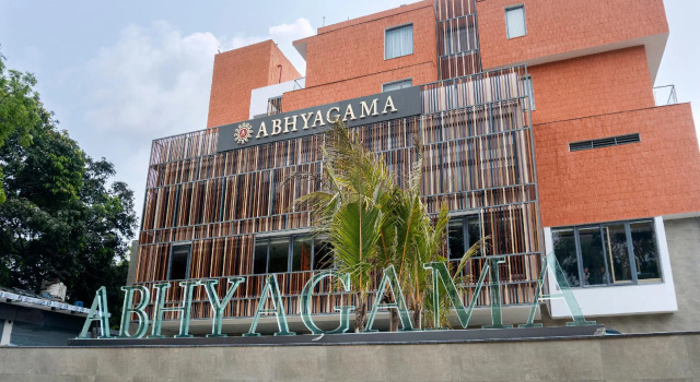 Abhyagama Hotel, Book Hotel Hoteller i Digha med morgenmad, Morgenmad