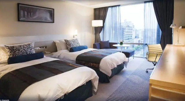 Двухместный номер Standard Ramada Plaza by Wyndham Suwon