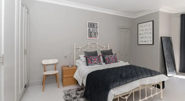 Апартаменты Beautiful & Bright 2BD Flat - Haymarket