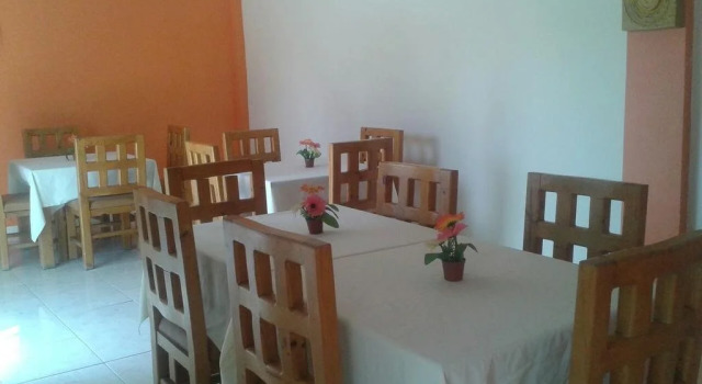 Hotel Del Rio, Rezerwuj Hotel Hotele w Monclova z parkingiem, Parking