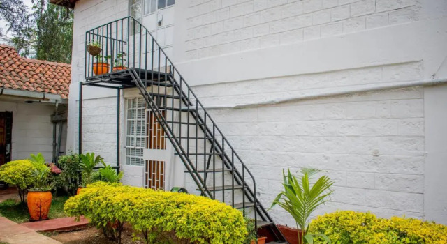 Arabella Suites - Karen