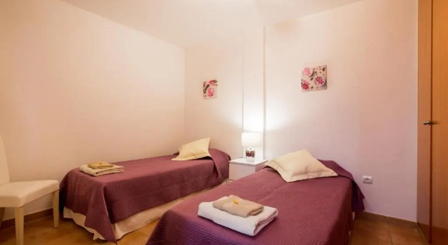 GO2TENERIFE Apart'Tera Solarium, Terraces, Swimming pools & Parking, Book Hotel Hotels in Tenerife with Parking, Parking