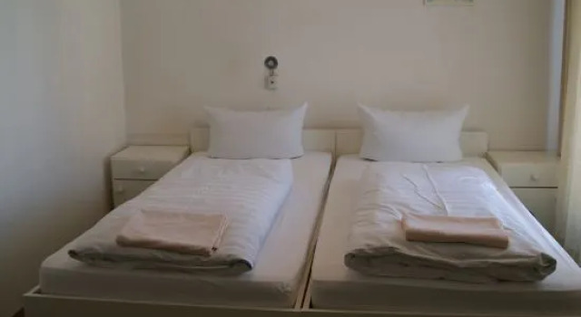 Hotel Seehaus, Забронировать Отель Хорн-Бад-Майнберг Teutoburg Forest