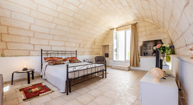 Villa Enea, Book Villa Hotels in Poggiardo with Parking, Parking
