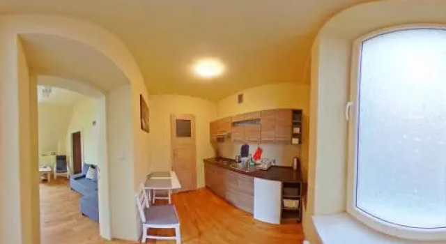 Apartamenty i Bar Marco, Забронировать Апартаменты/квартира Отели Кракова с парковкой, рядом с Церковь Святого Франциска Ассизи, Парковка