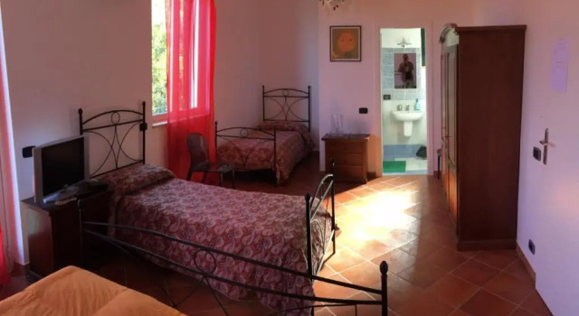 Четырёхместный номер Standard B&B Villa zia Febronia