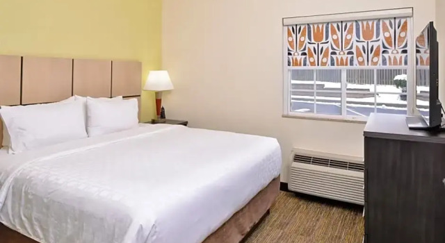 Номер Standard Candlewood Suites Winchester by IHG