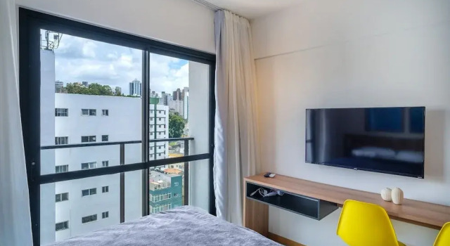 Charming Apts 450m From Barra Beach w/ Rooftop & sea View - PRV