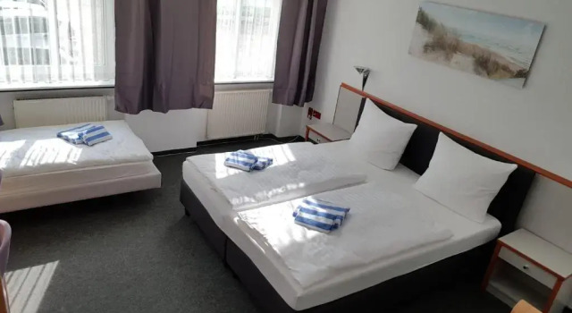Трёхместный номер Standard Appartement-Hotel Rostock