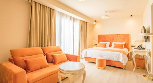 Полулюкс Santa Lucia Boutique Hotel