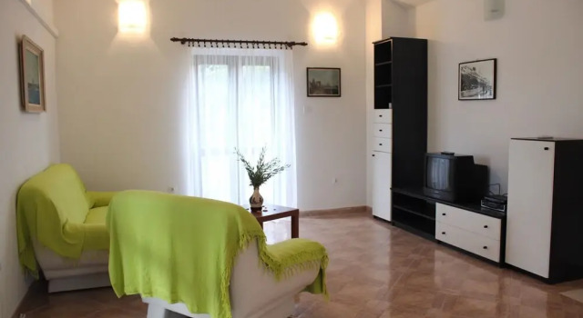 Pez - With Large Terrace - A1, Rezerwuj Hotel Hotele w Split-Dalmatia County z parkingiem, Parking