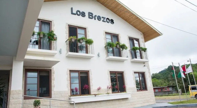 Los Brezos Boutique Hotel