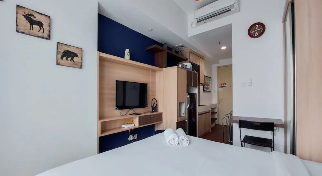Nice And Elegant Studio At Tree Park City Bsd Apartment, Book Apartment Hotels in South Tangerang with a Pool, Swimming Pool