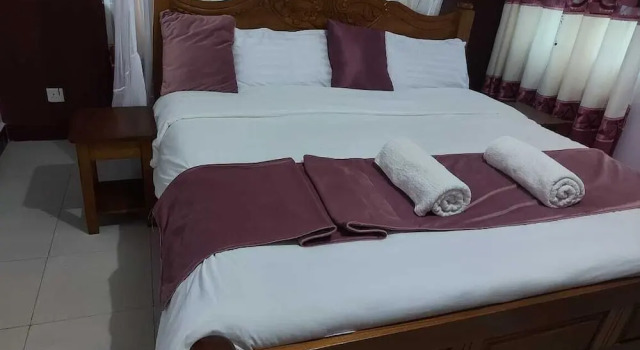 Lux Suites Sunset Holiday Apartments, Book Apartment Hotels in Coast Region with Parking, Parking