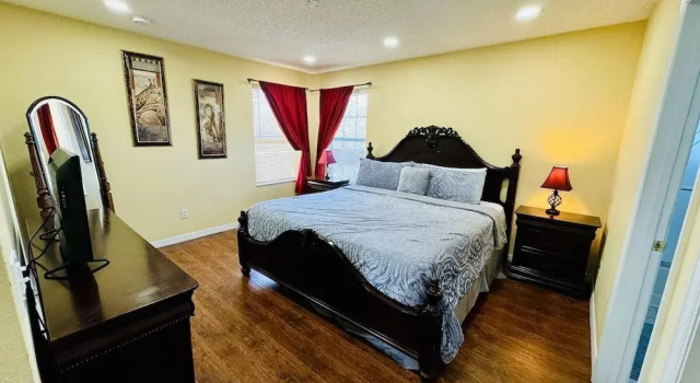 7/6.5 Beautiful Vacation Home With Private Pool, and Much More!!