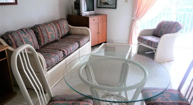 Студия Myriam and Frank Residence
