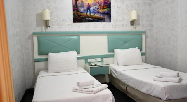 Трёхместный семейный номер Standard Yalçın Otel