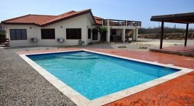 Ayo Villa