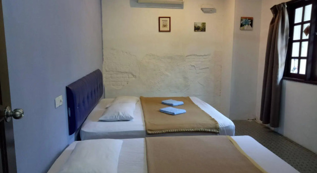 River One Residence - Hostel