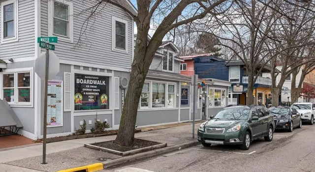 Wallys Place, Varaa Huoneisto Saugatuck Michigan