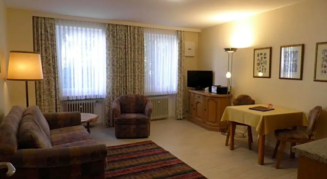 Апартаменты Hotel Bergfried & Schönblick